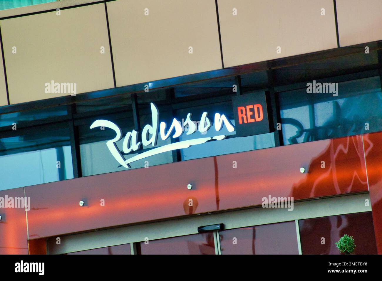 Radisson RED 25 Tunnel St, Finnieston Quay, Glasgow G3 8HL Stock Photo Alamy