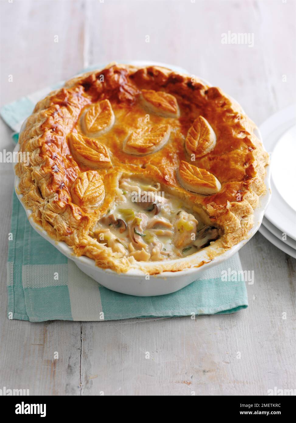 Mushroom pie hi-res stock photography and images - Alamy
