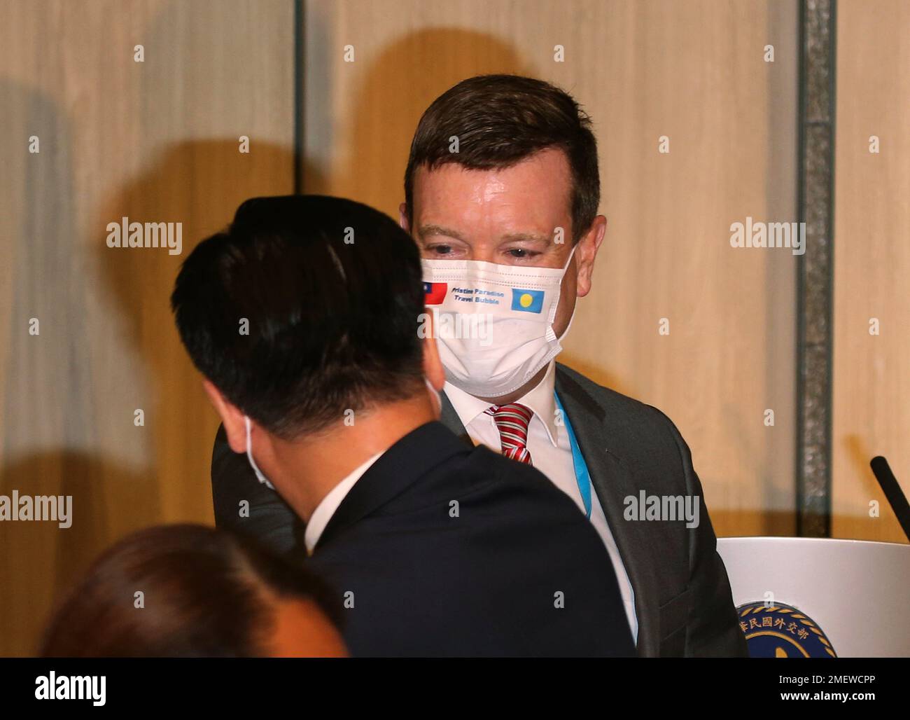 United States Ambassador to Palau John HennesseyNiland is greeted by