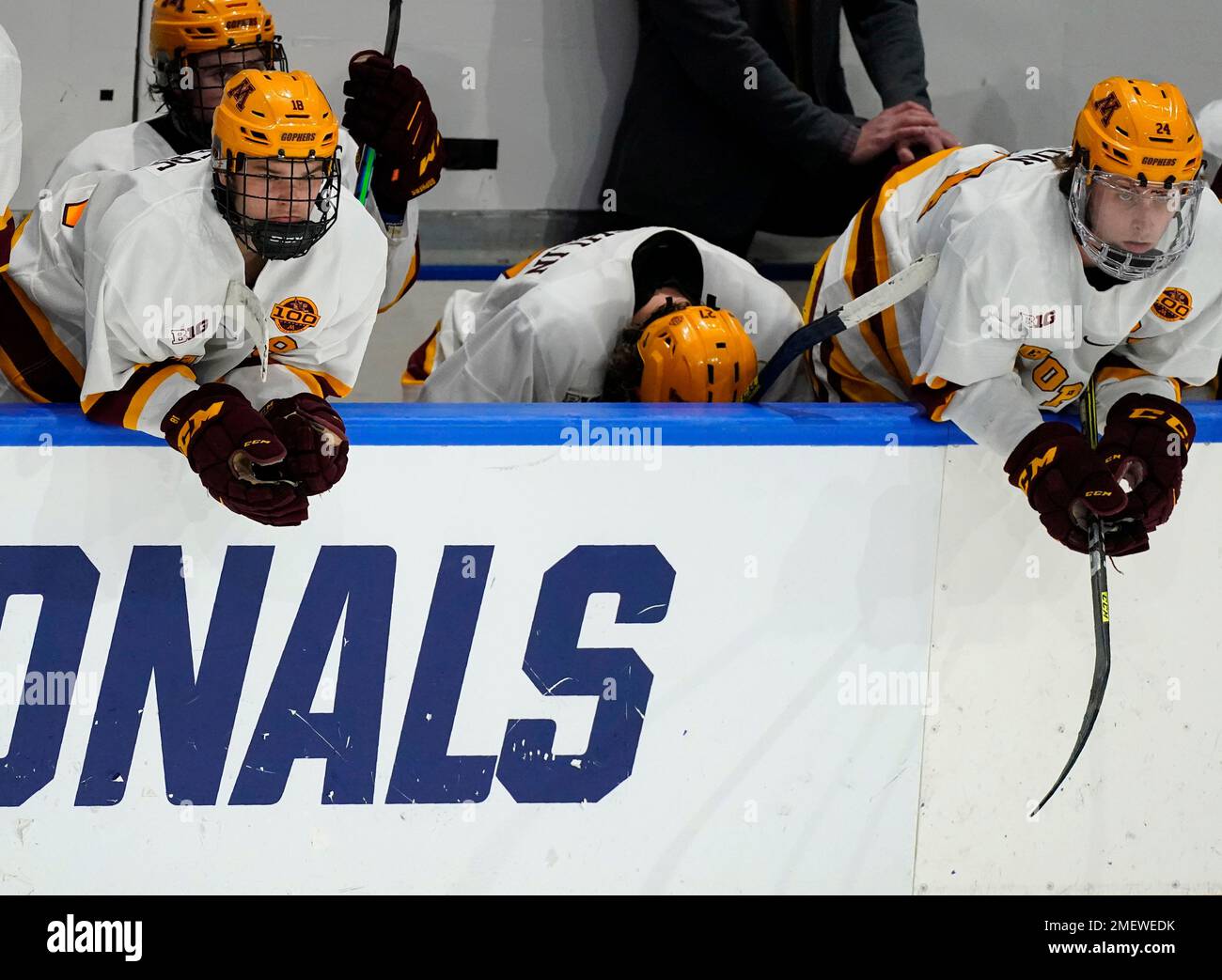 After a trying rookie season, Gophers forward Mason Nevers' game is taking  off