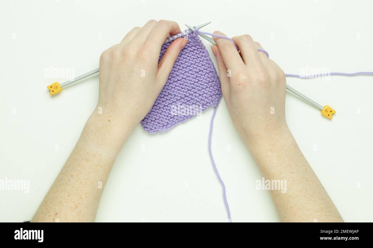 Sequence Of Knitting Purl Stitch Stock Photo Alamy Sequence Of Knitting Purl Stitch Stock Photo Alamy