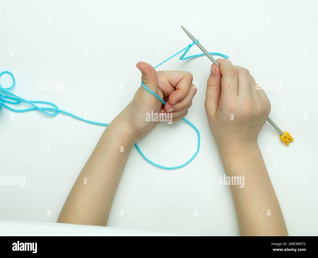 Knitting tools wool yarn hi-res stock photography and images - Alamy