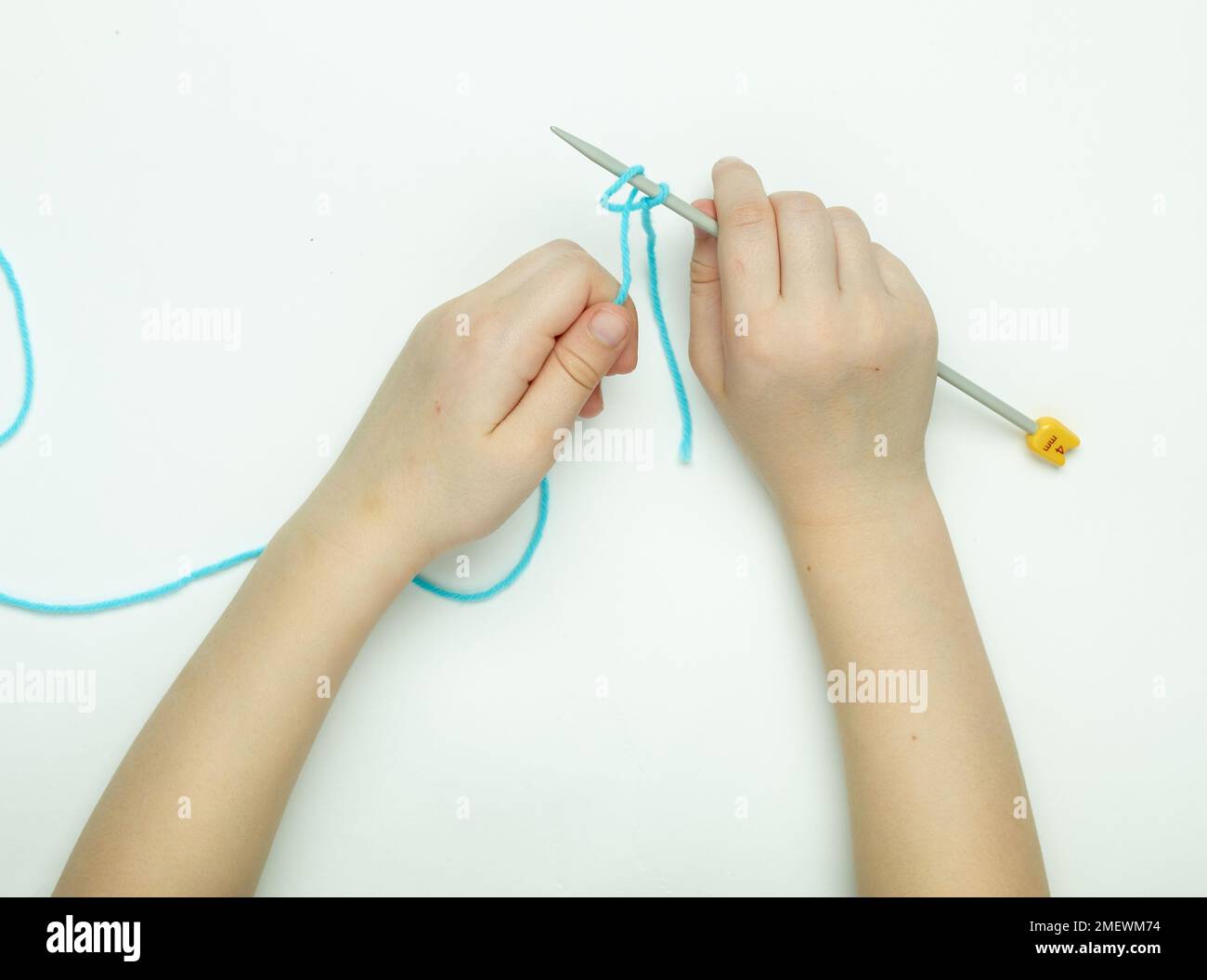 casting on knitting stitches Stock Photo Alamy