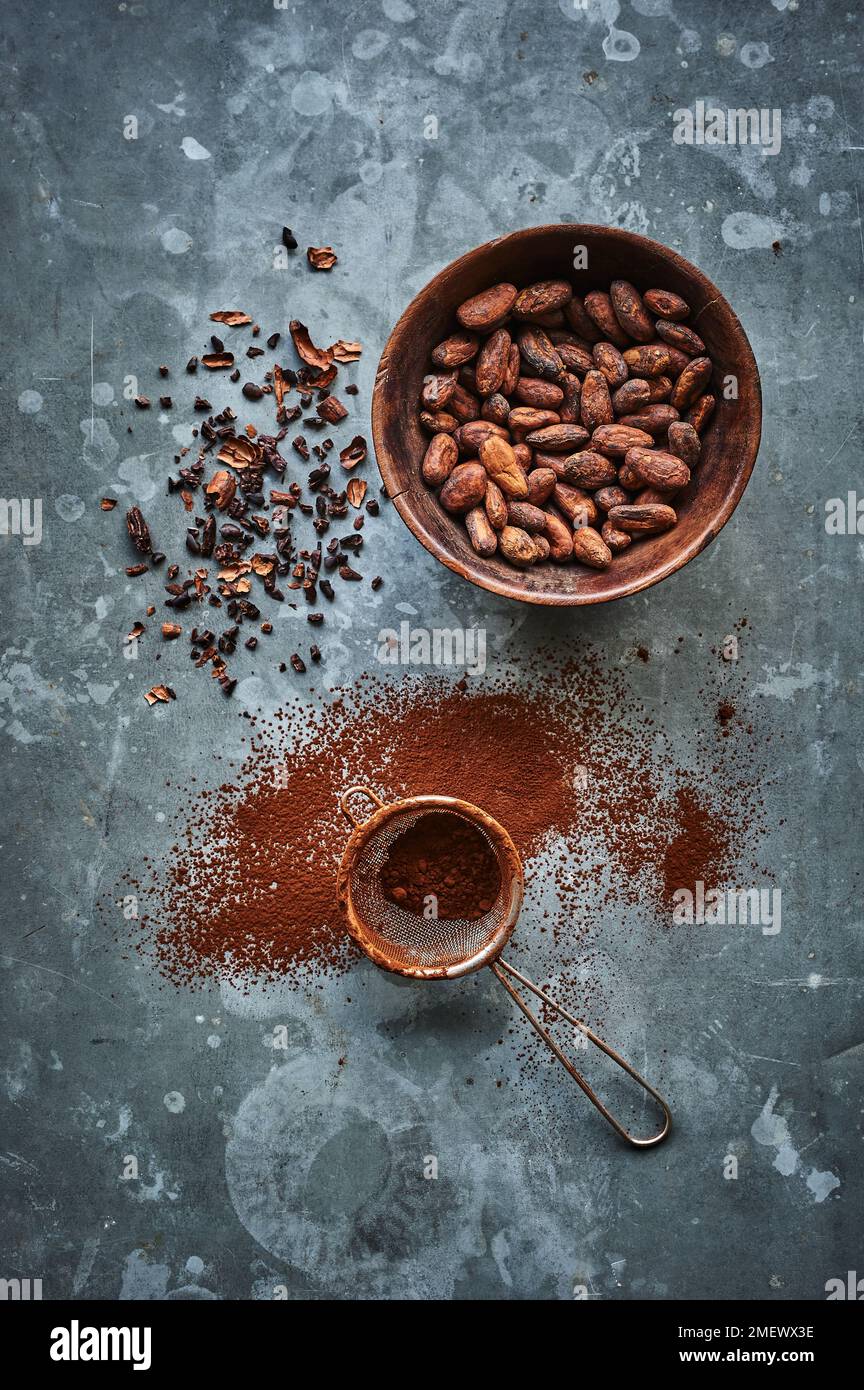 Cocoa bean grinder hi-res stock photography and images - Alamy