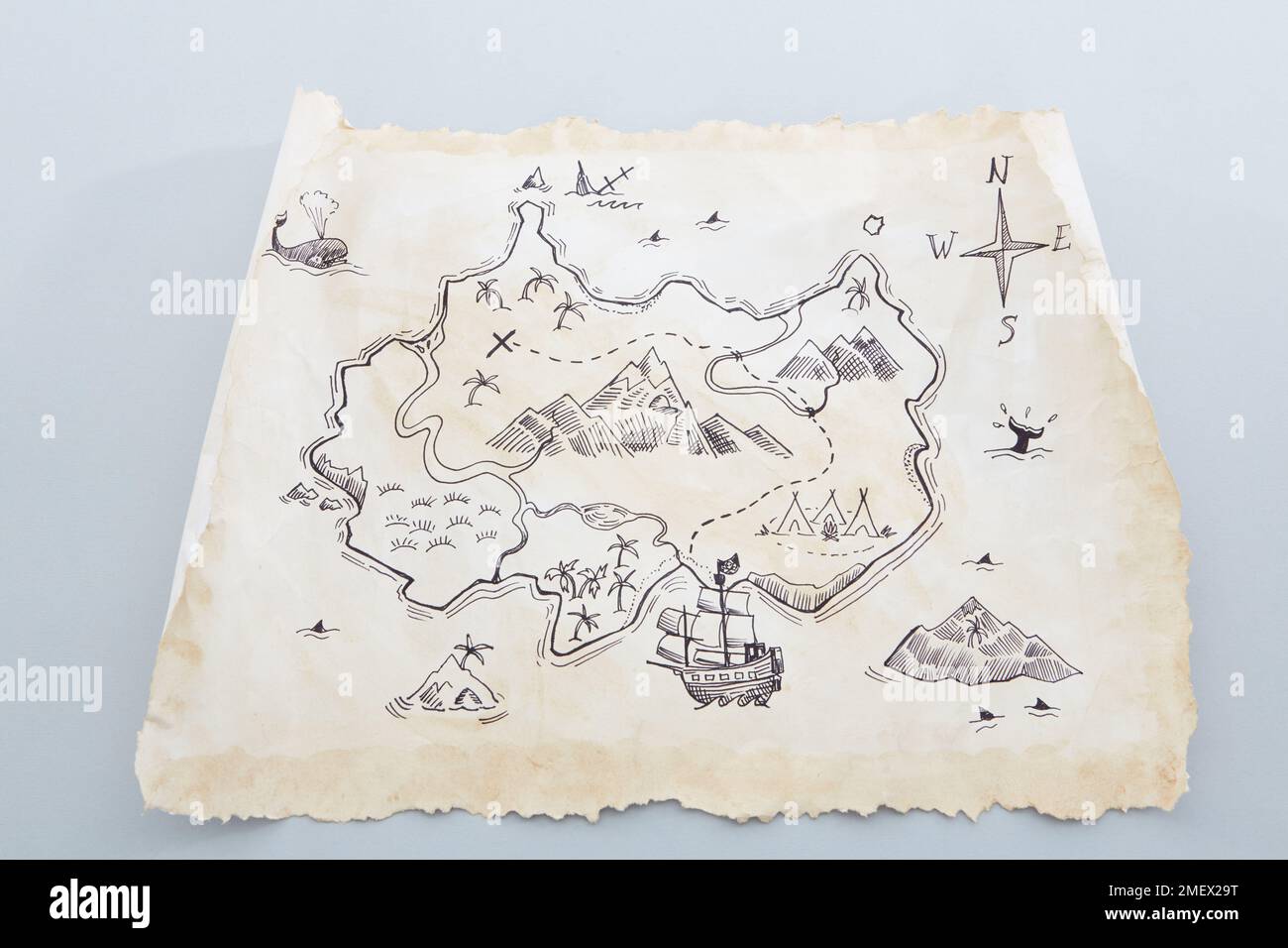 Treasure island map hi-res stock photography and images - Alamy