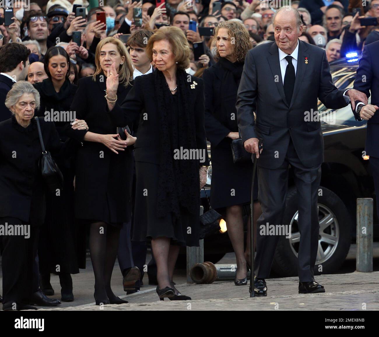 King Juan Carlos and Queen Sofia of Spain with their daughters attend at the funeral for former King Constantine II of Greece, in Metropolitan Cathedral Stock Photo