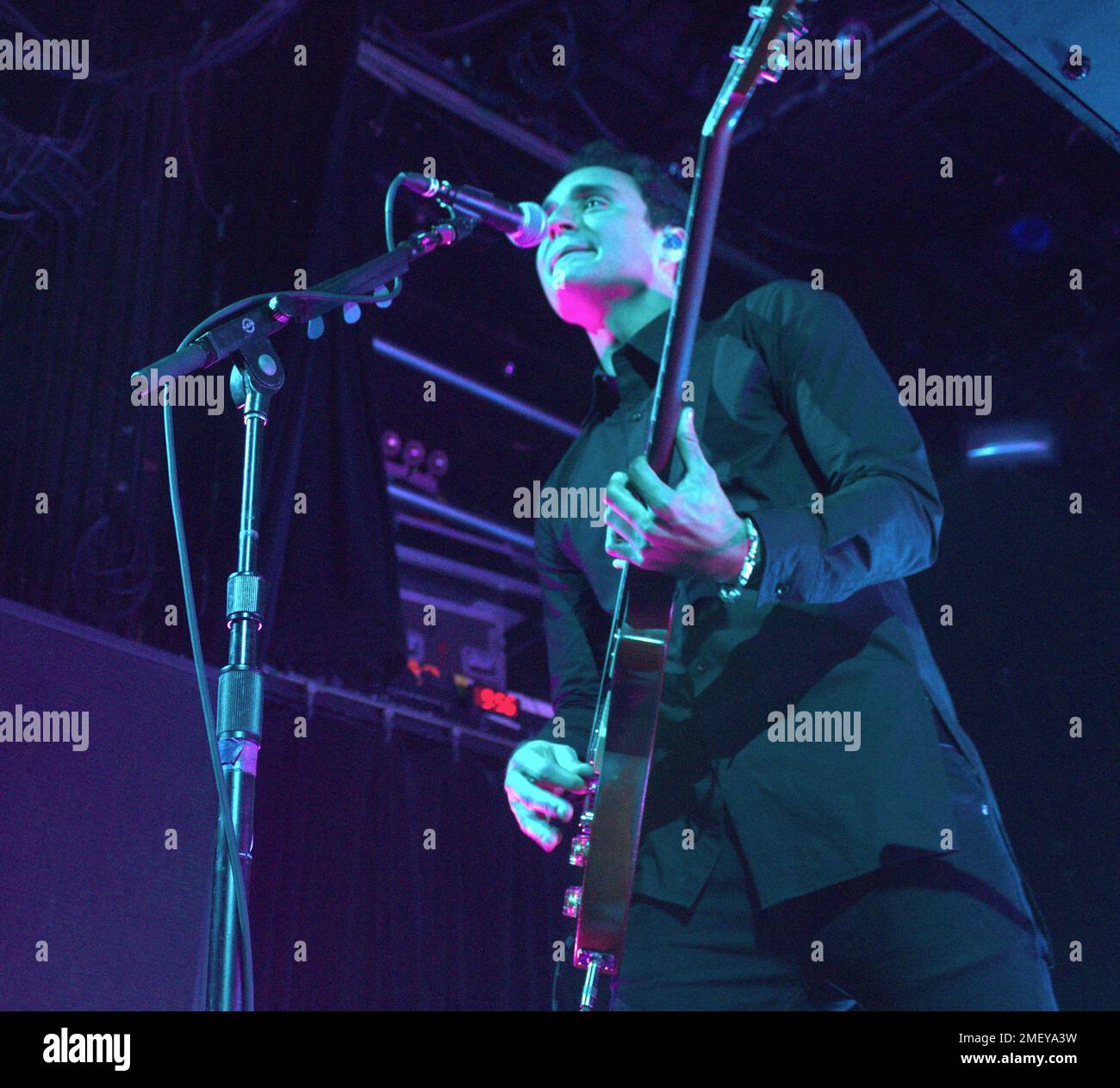 Smallpools hi-res stock photography and images - Alamy