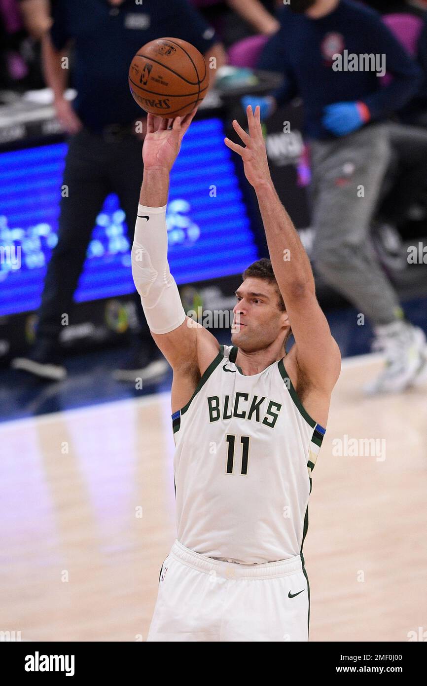 Brook Lopez's evolution into a jump-shooting center has reshaped the  Milwaukee Bucks, NBA News