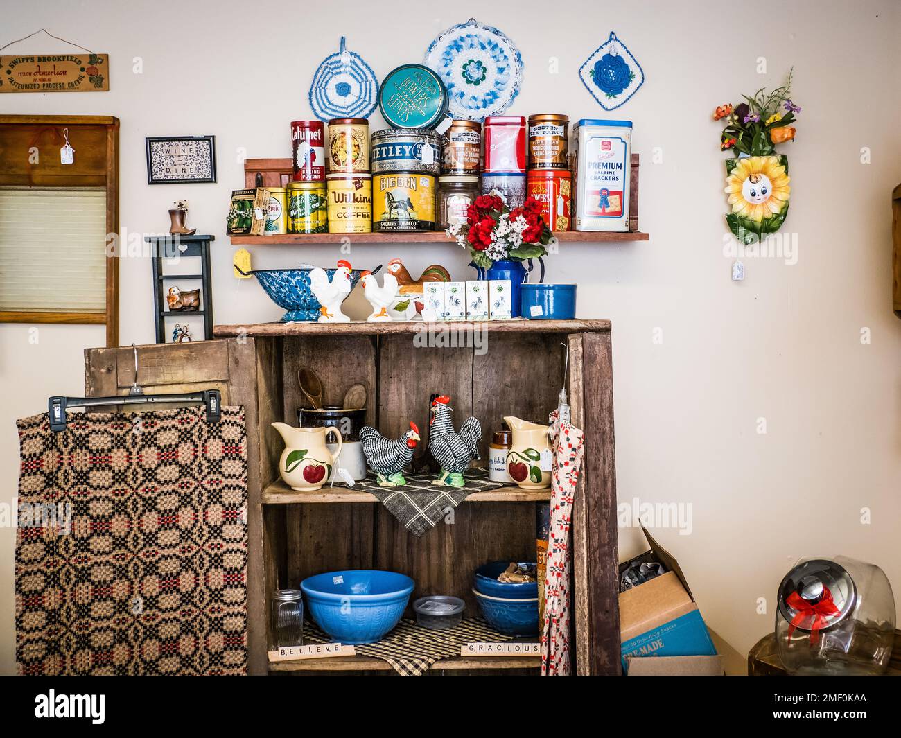 Antique store, Cumberland, Maryland Stock Photo Alamy