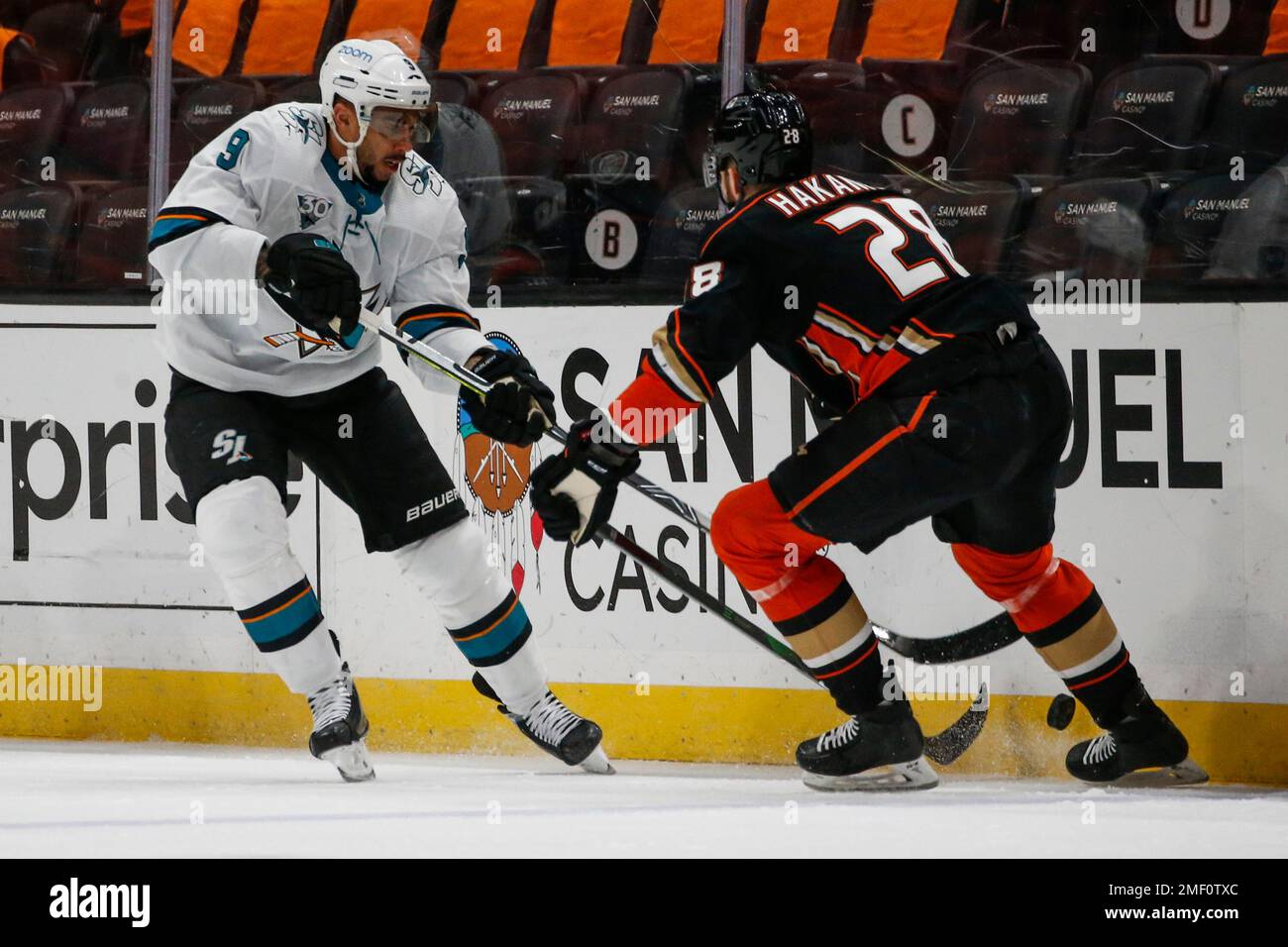 Los Angeles, California, USA. 12th Apr, 2018. Anaheim Ducks' forward Ryan  Kesler (17) vies with San Jose Sharks' forward Evander Kane (9) during the  Game 1 of an NHL hockey first-round playoff