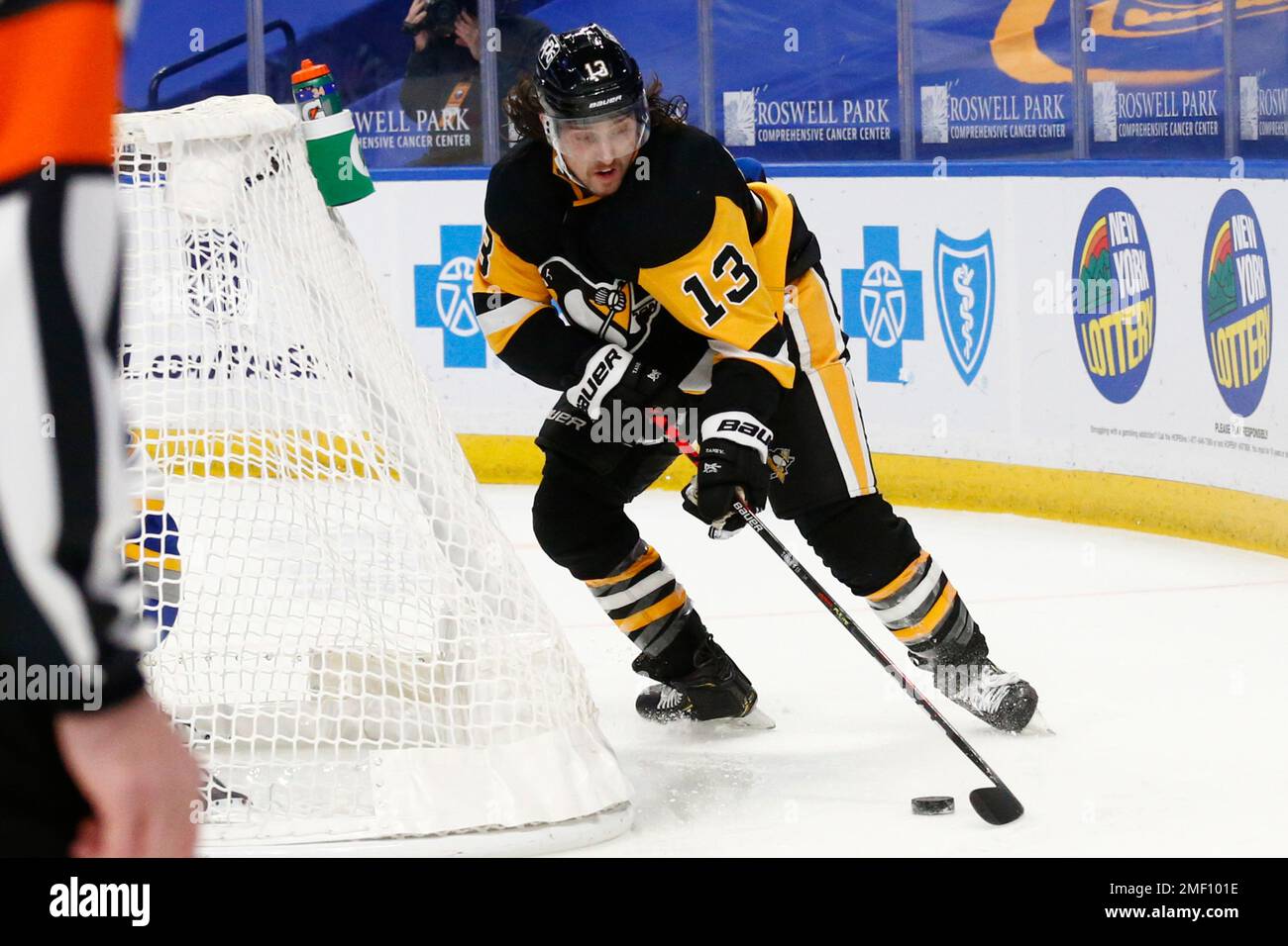 Pittsburgh Penguins Brandon Tanev  Hockey players, Hockey, Pittsburgh  penguins