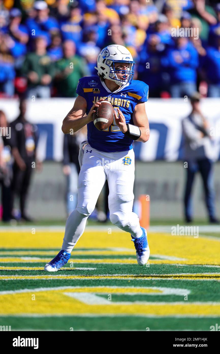 South Dakota State Jackrabbits quarterback Mark Gronowski (11) drops