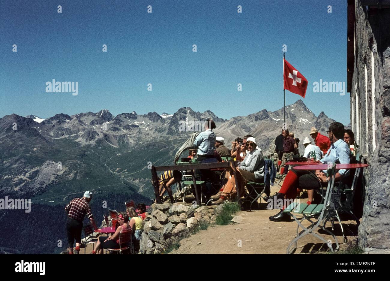 Hikers 1970s hi-res stock photography and images - Alamy