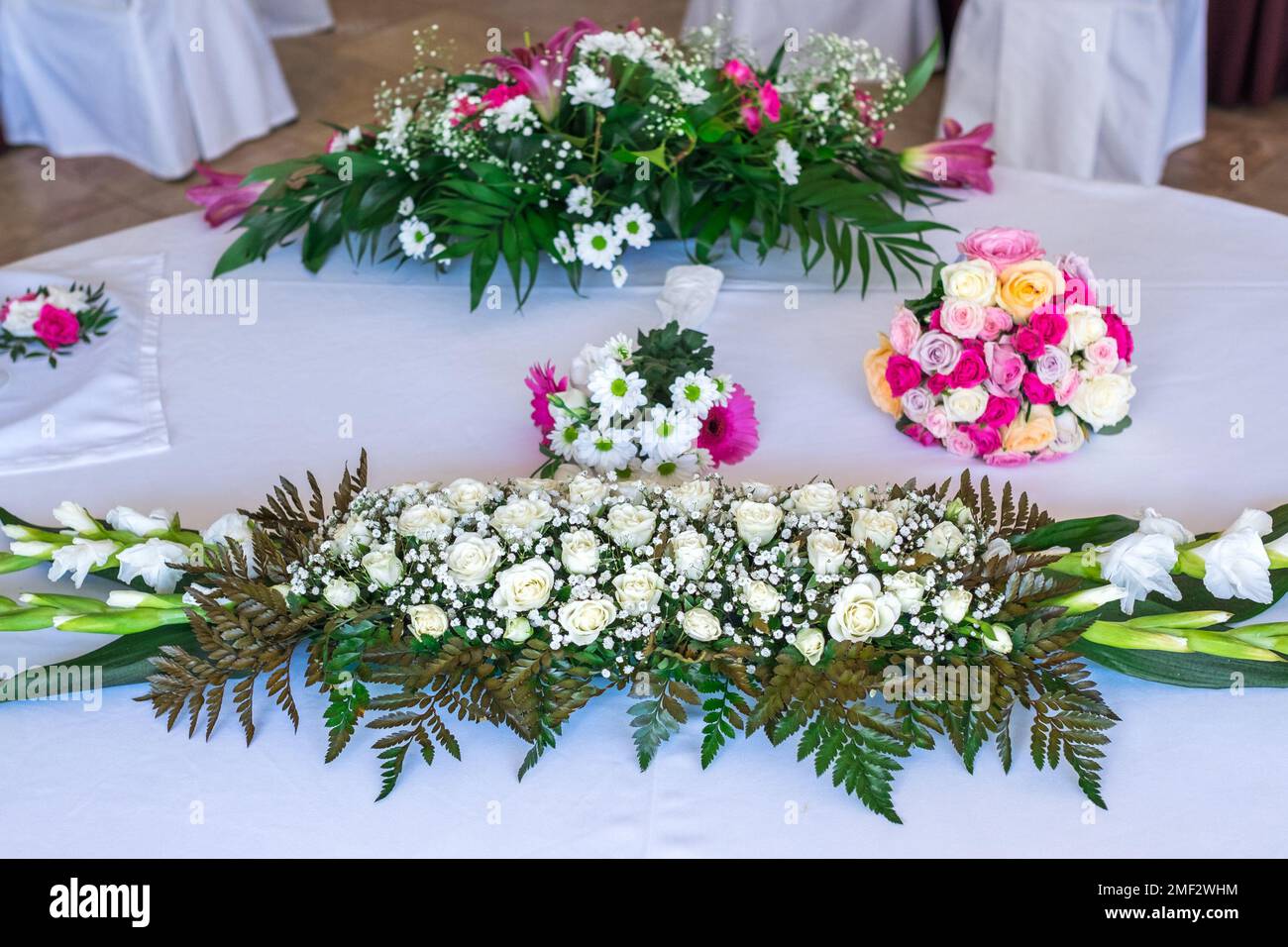 Wedding ceremony decoration hi-res stock photography and images - Alamy