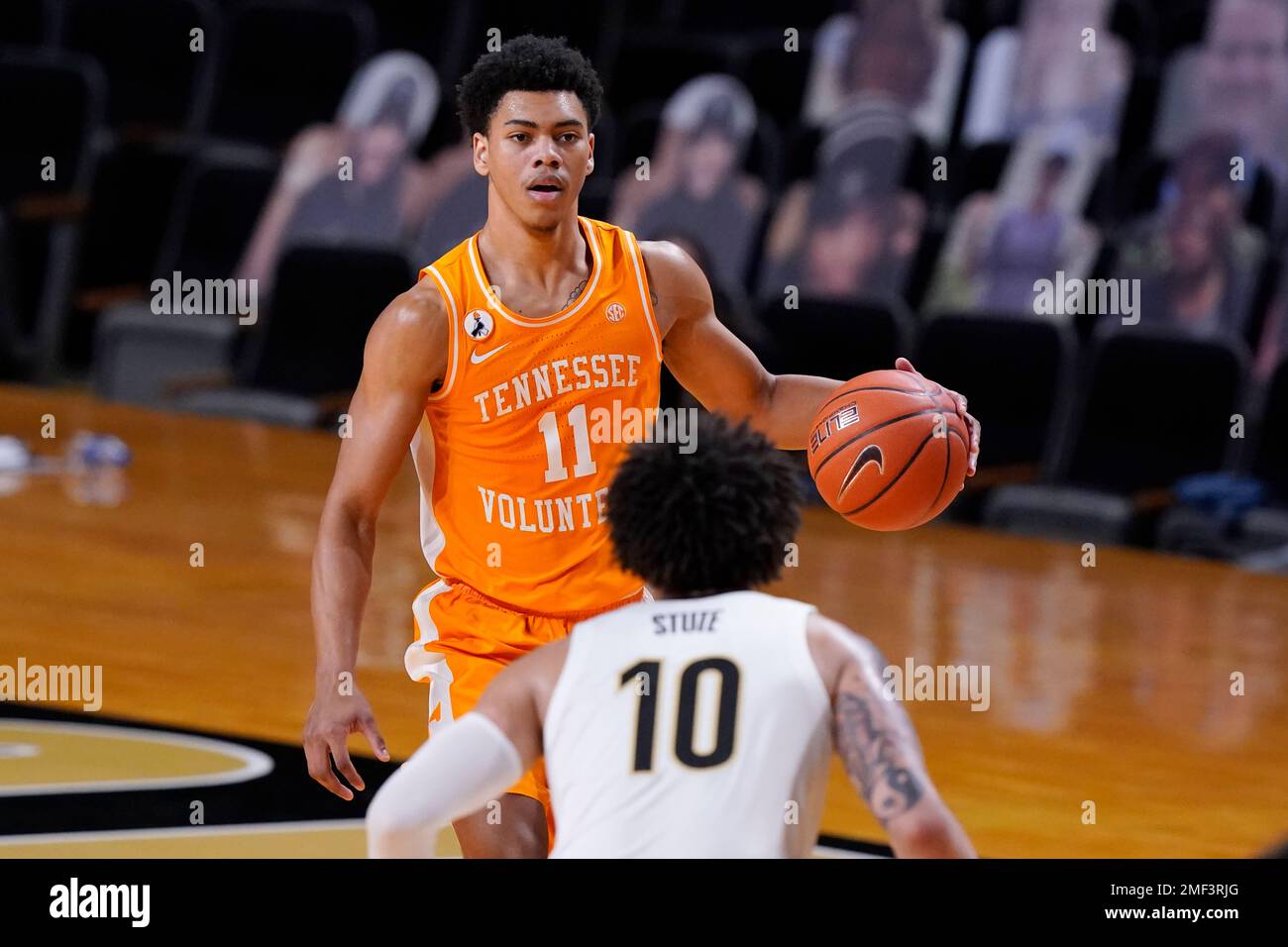 Tennessee's Jaden Springer (11) plays against Vanderbilt in the second