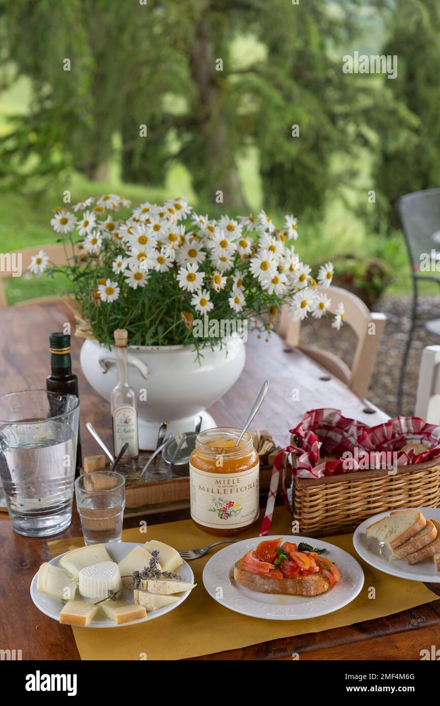 Taste testing hires stock photography and images Alamy