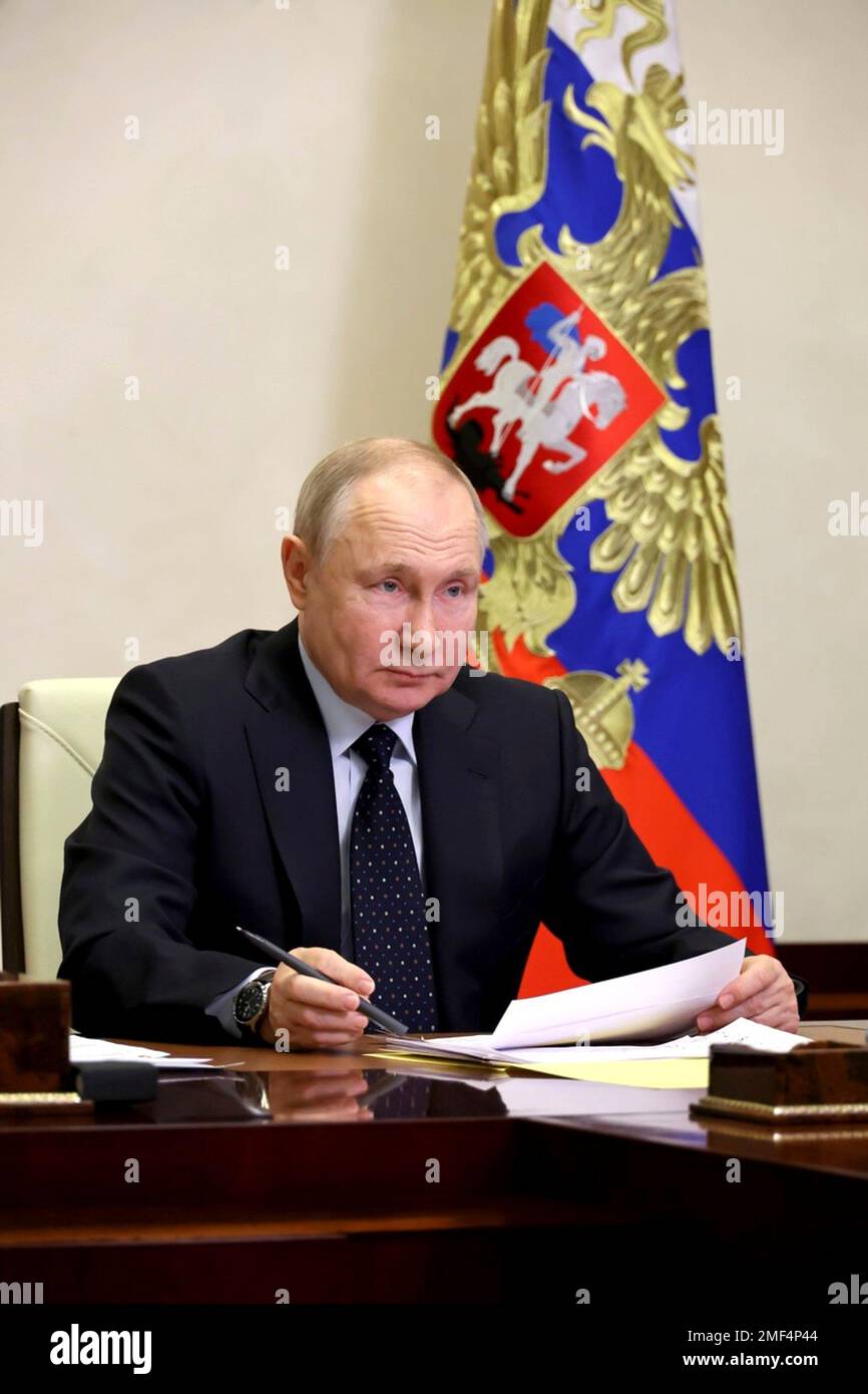 Novo-Ogaryovo, Russia. 24th Jan, 2023. Russian President Vladimir Putin holds a teleconference with government ministers, from the official residence of Novo-Ogaryovo, January 24, 2023 in Novo-Ogaryovo, Moscow Region, Russia. Credit: Mikhail Klimentyev/Kremlin Pool/Alamy Live News Stock Photo