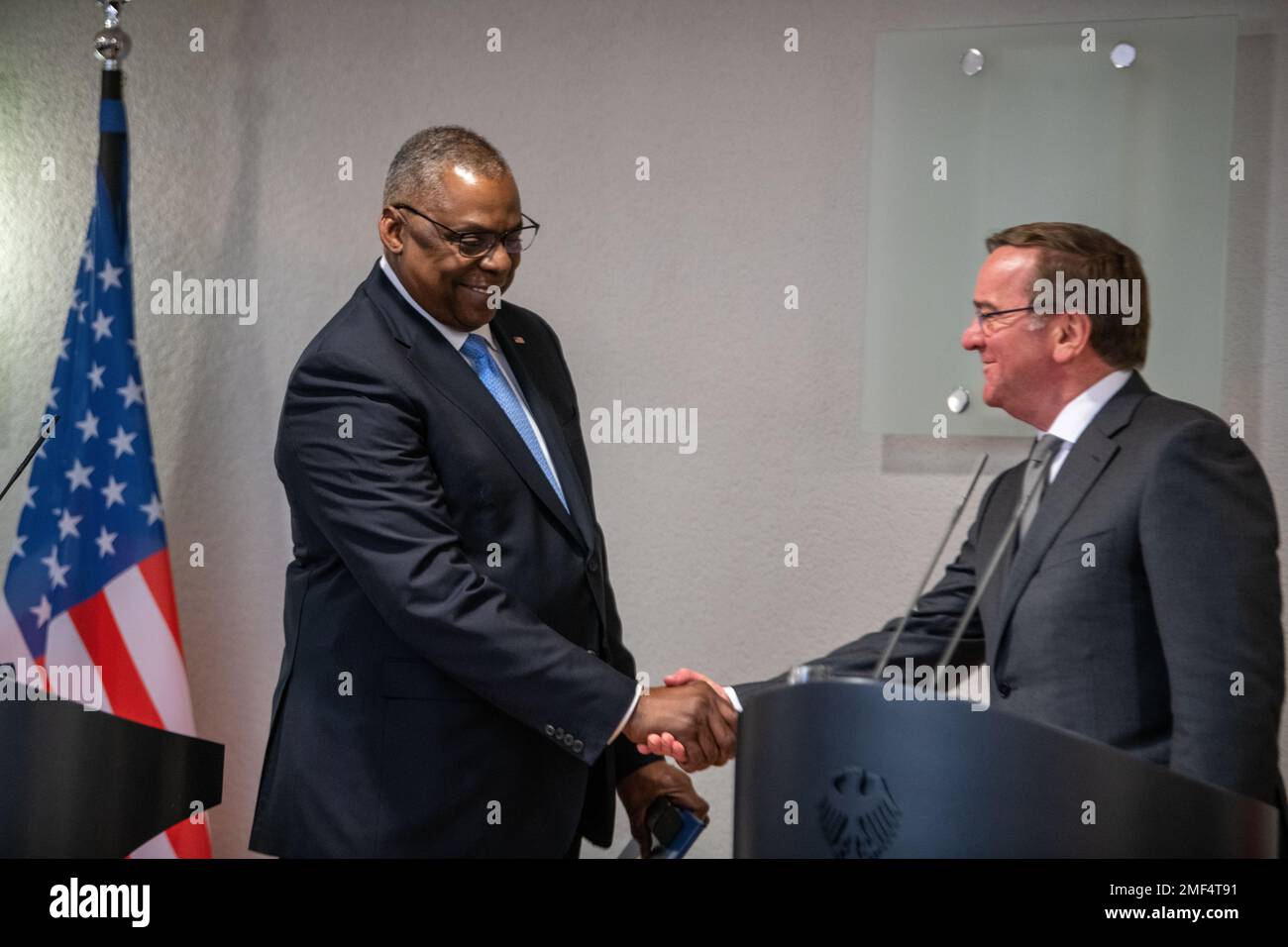 Ramstein-Miesenbach, Germany. 19 January, 2023. U.S. Secretary of Defense Lloyd Austin, left, shakes hands with German Defense Minister Boris Pistorius, before the start of a press conference following bilateral meetings at the Ministry of Defense, January 19, 2023 in Berlin, Germany. Stock Photo