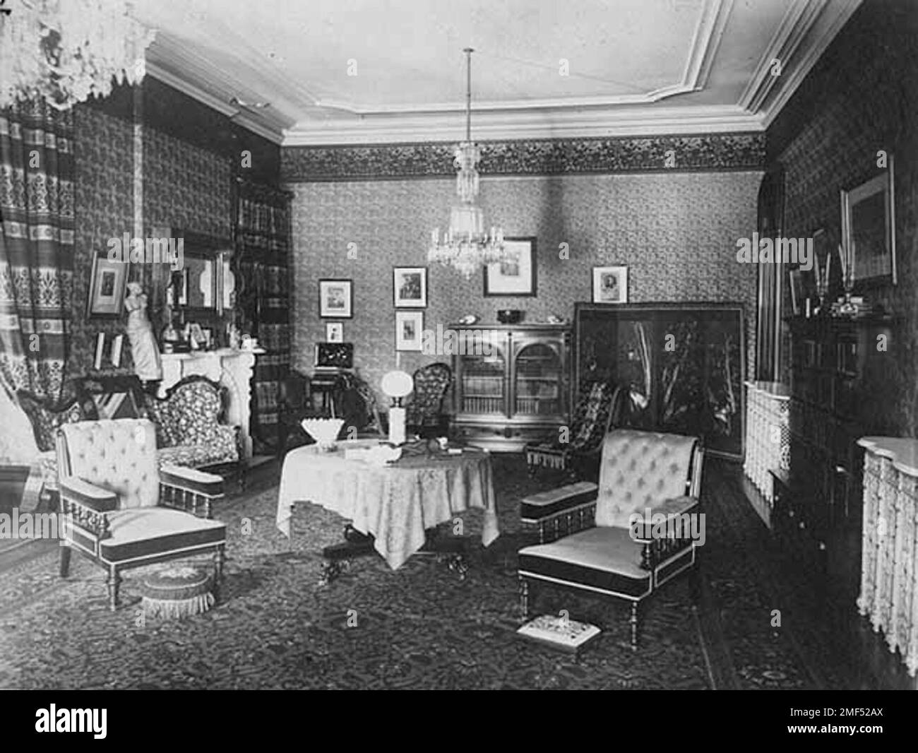 Alexander Ramsey House parlor ca. 1884 Stock Photo - Alamy