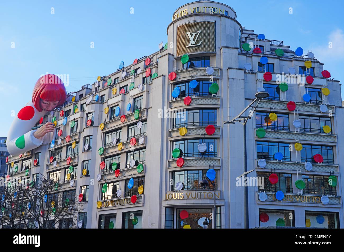 PARIS, FRANCE -22 JAN 2023- View of the Louis Vuitton flagship store on ...