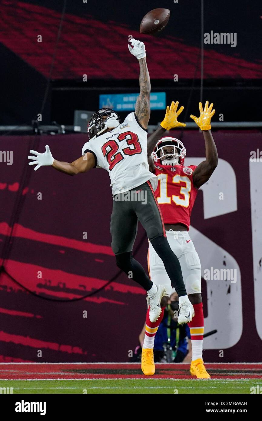 Tampa Bay Buccaneers cornerback Sean Murphy-Bunting breaks up a