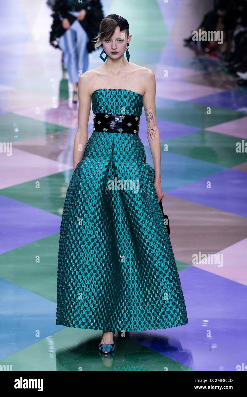 Giorgio armani best sale haute couture