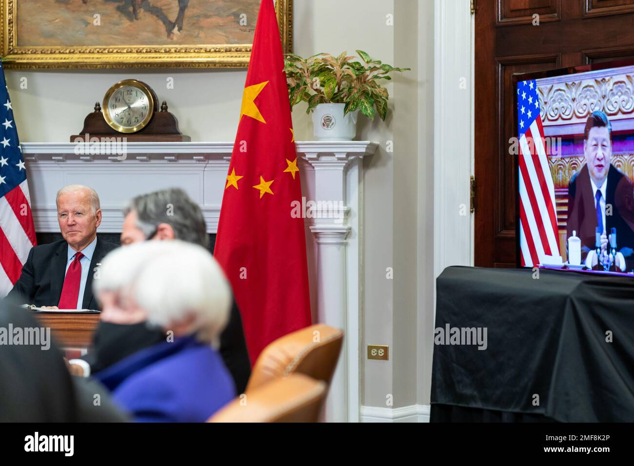 Reportage: President Joe Biden participates in a virtual bilateral meeting with Chinese President Xi Jinping Monday, November 15, 2021, in the Roosevelt Room of the White House Stock Photo
