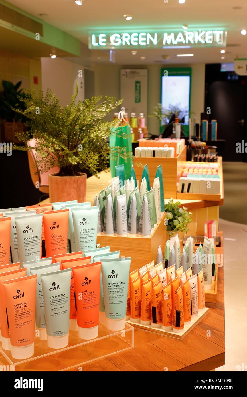 Environmental friendly and organic skin care cosmetic products display inside of Le Green Market.Au Printemps department store.Paris.France Stock Photo