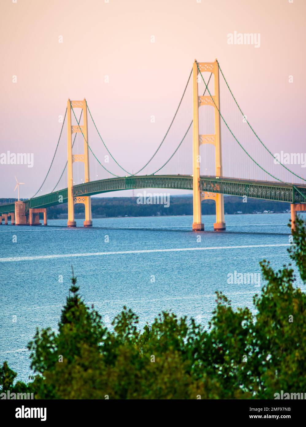 Mac Bridge view from St.Ignace state park at sunrise Stock Photo Alamy