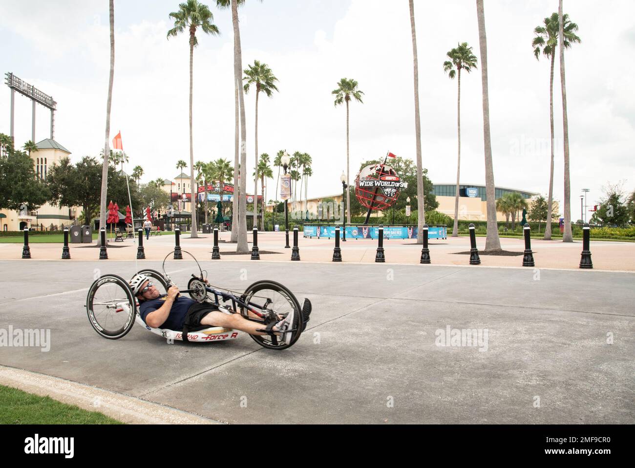 ORLANDO, Fla. (Aug. 18, 2022) Austin Parker of Team Navy practices