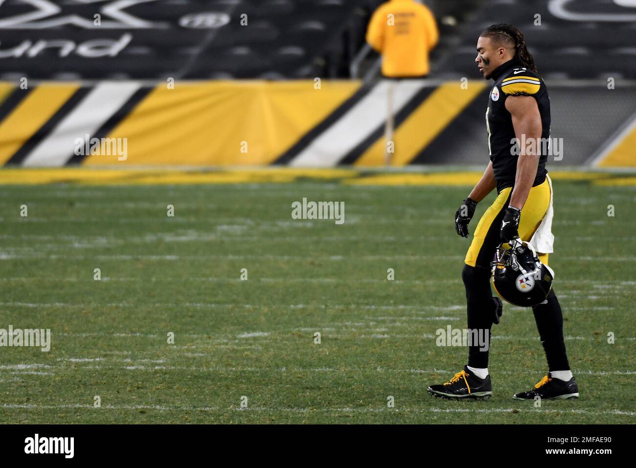 Pittsburgh Steelers wide receiver Chase Claypool (11) walks out to midfield  following a 48-37 loss to the Cleveland Browns during an NFL wild-card  playoff football game, Sunday, Jan. 10, 2021, in Pittsburgh. (