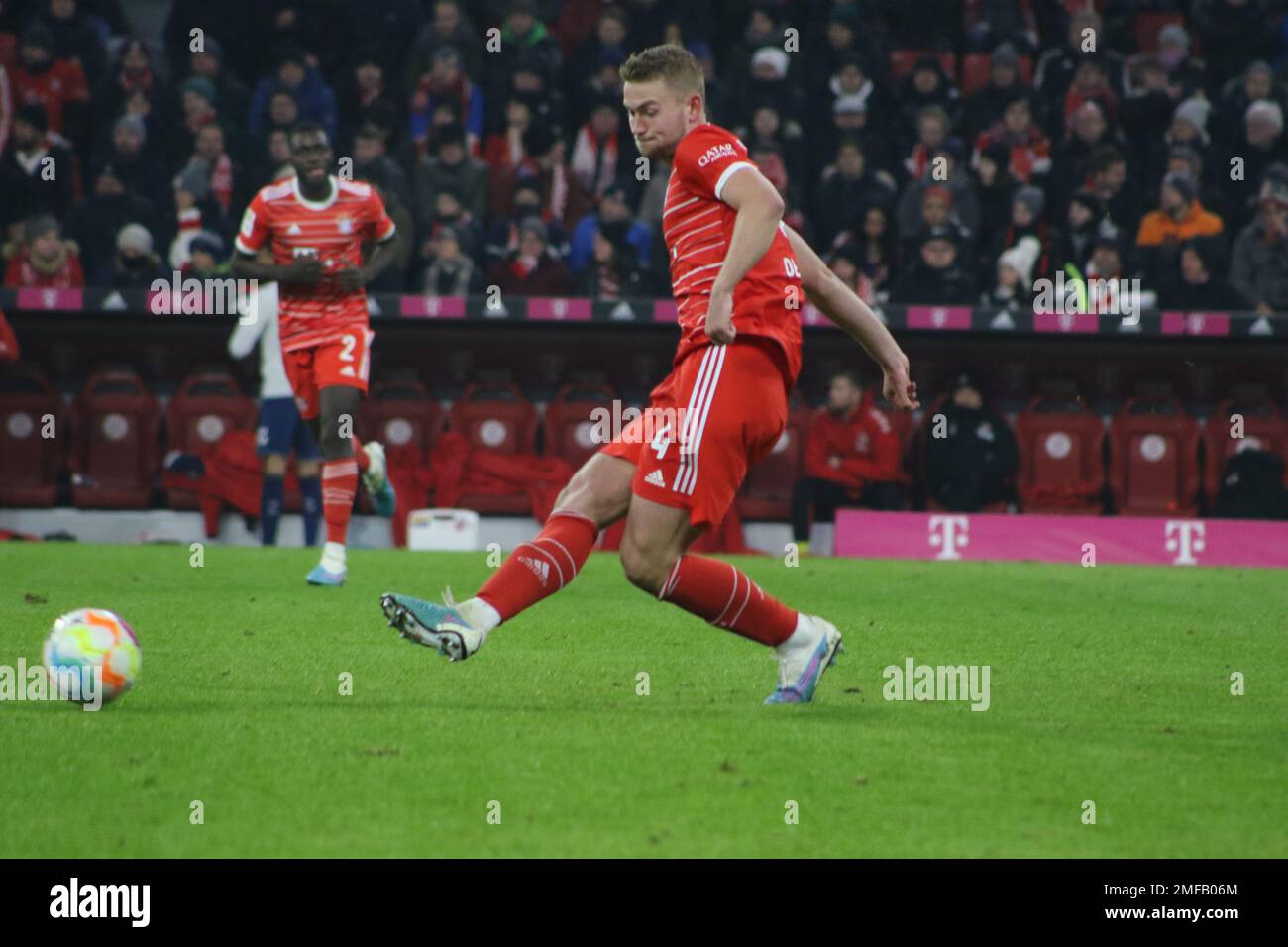 Matthijs de ligt bayern munich hi-res stock photography and images - Page 3  - Alamy