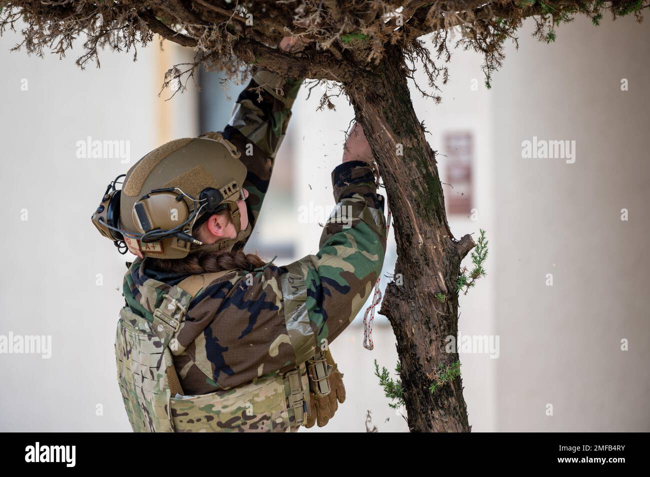 Senior Airman Janie Roberts, 51st Civil Engineer Squadron explosive ...