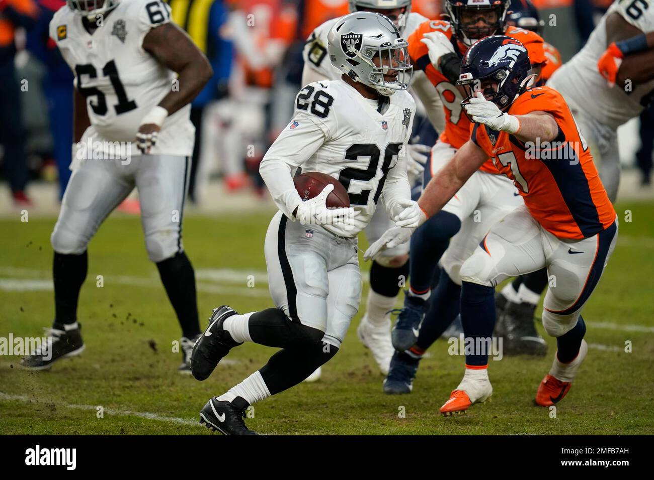 Denver Broncos linebacker Josey Jewell (47) runs during the first half of  an NFL football game against the Indianapolis Colts, Thursday, Oct. 6,  2022, in Denver. (AP Photo/David Zalubowski Stock Photo - Alamy