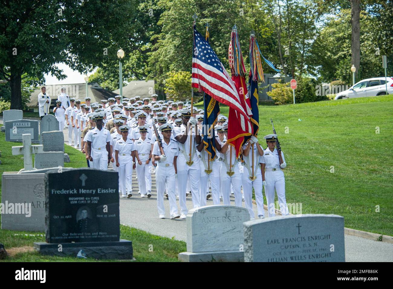 ANNAPOLIS, Md. (Aug.18, 2022) Midshipmen from 2nd and 20th Company march in a funeral procession for Midshipman 2nd Class (junior) Luke Bird from the U.S. Naval Academy Chapel to the Naval Academy cemetery. Bird, of New Braunfels, Texas, died July 17, 2022, when he fell over a waterfall while hiking in the Valparaíso region during a semester abroad in Chile. Stock Photo