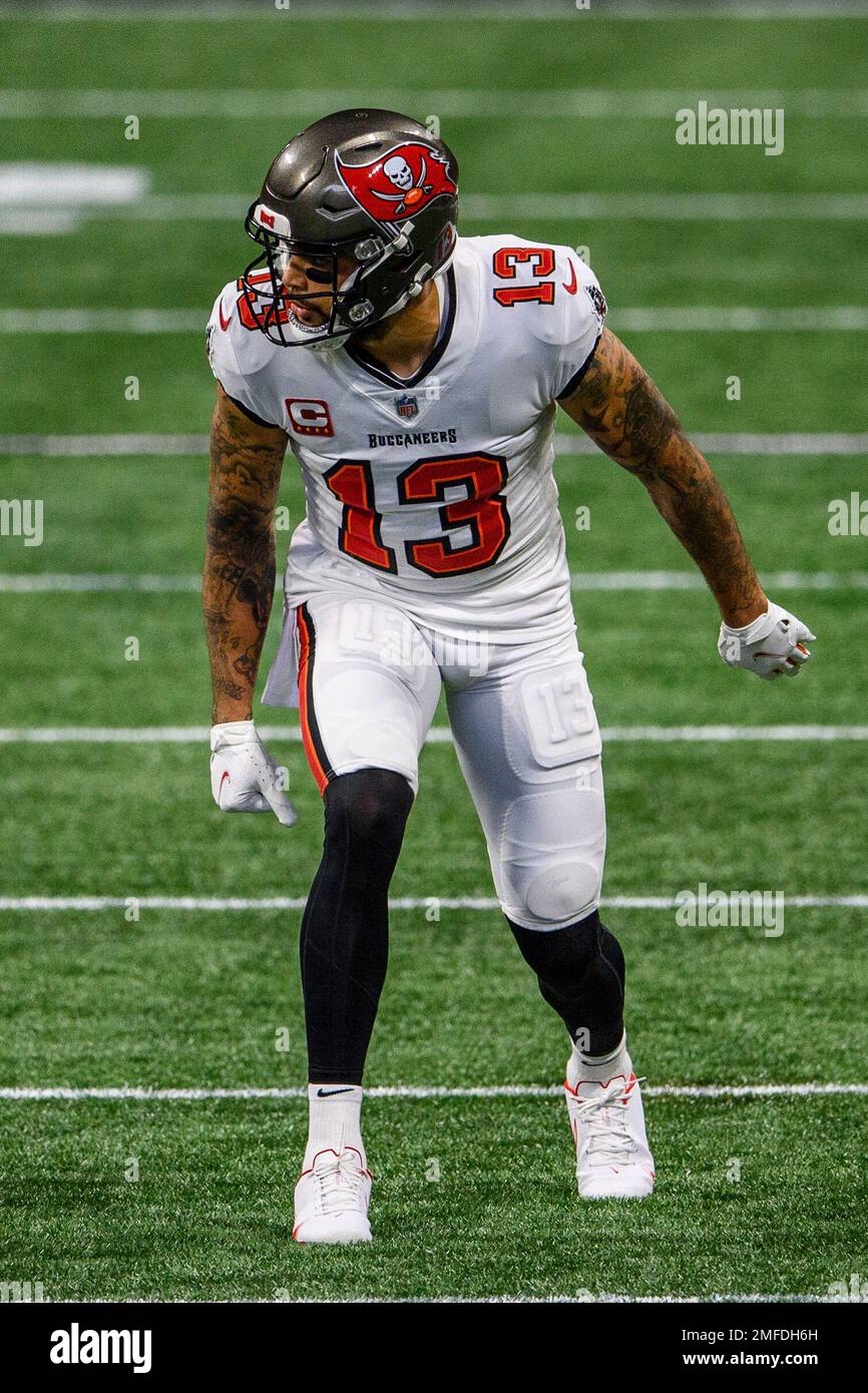 Tampa Bay Buccaneers wide receiver Mike Evans (13) lines up during the