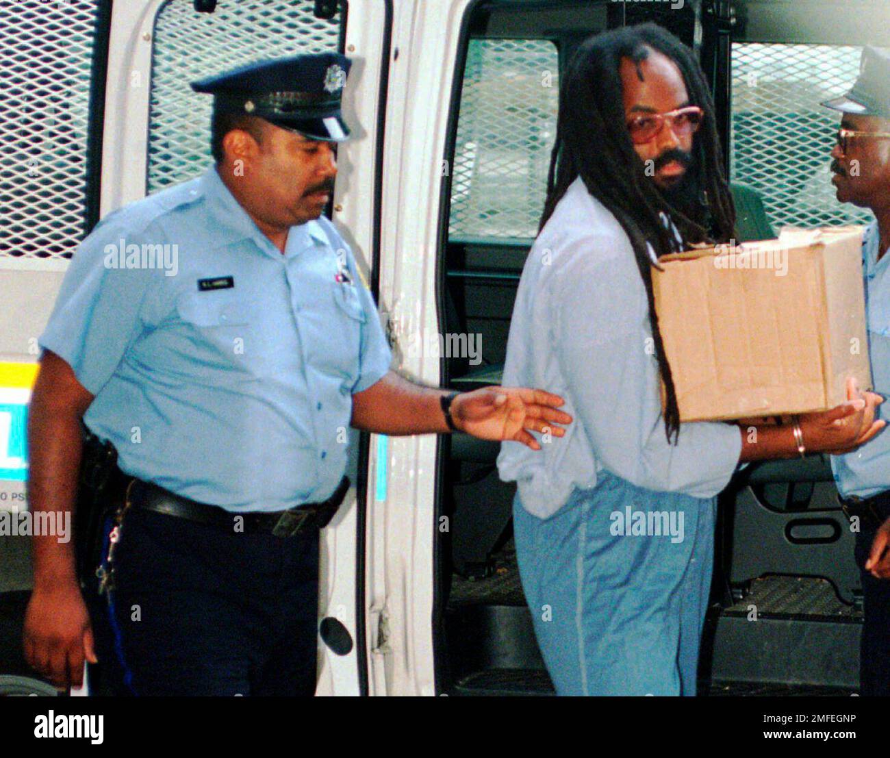 Arrest of Mumia Abu-Jamal (December 9, 1981) photo 1