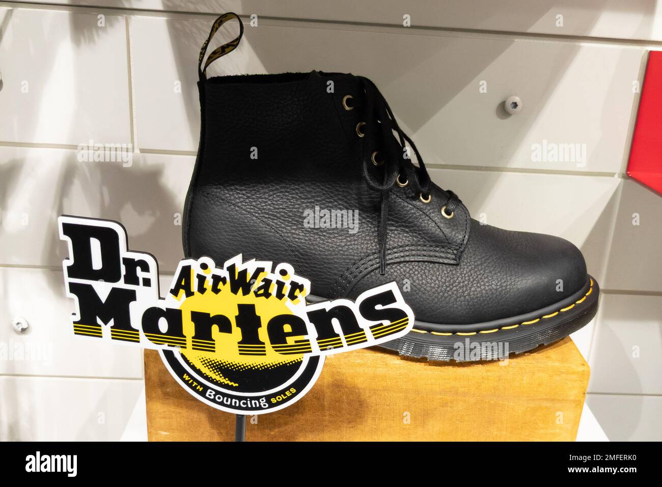 Doctor martens hi-res stock photography and images - Alamy