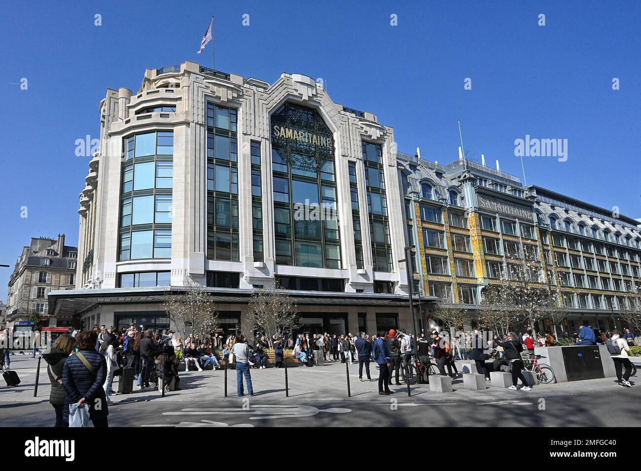 Paris - September 10, 2019 : the Louis Vuitton Luxury Store on Champs- Elysees Avenue Editorial Photography - Image of city, illustrative:  167192602