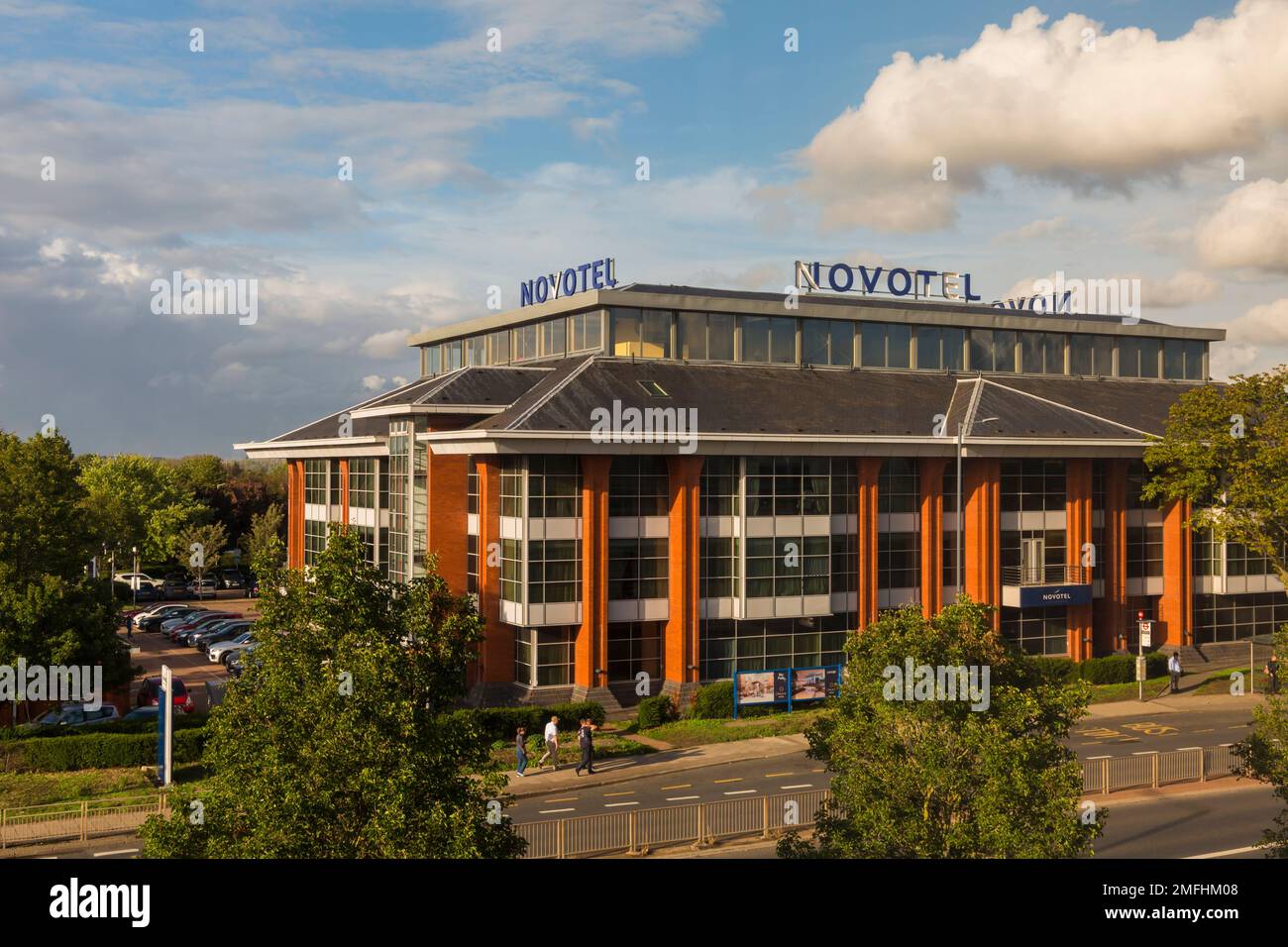 Novotel london heathrow hires stock photography and images Alamy