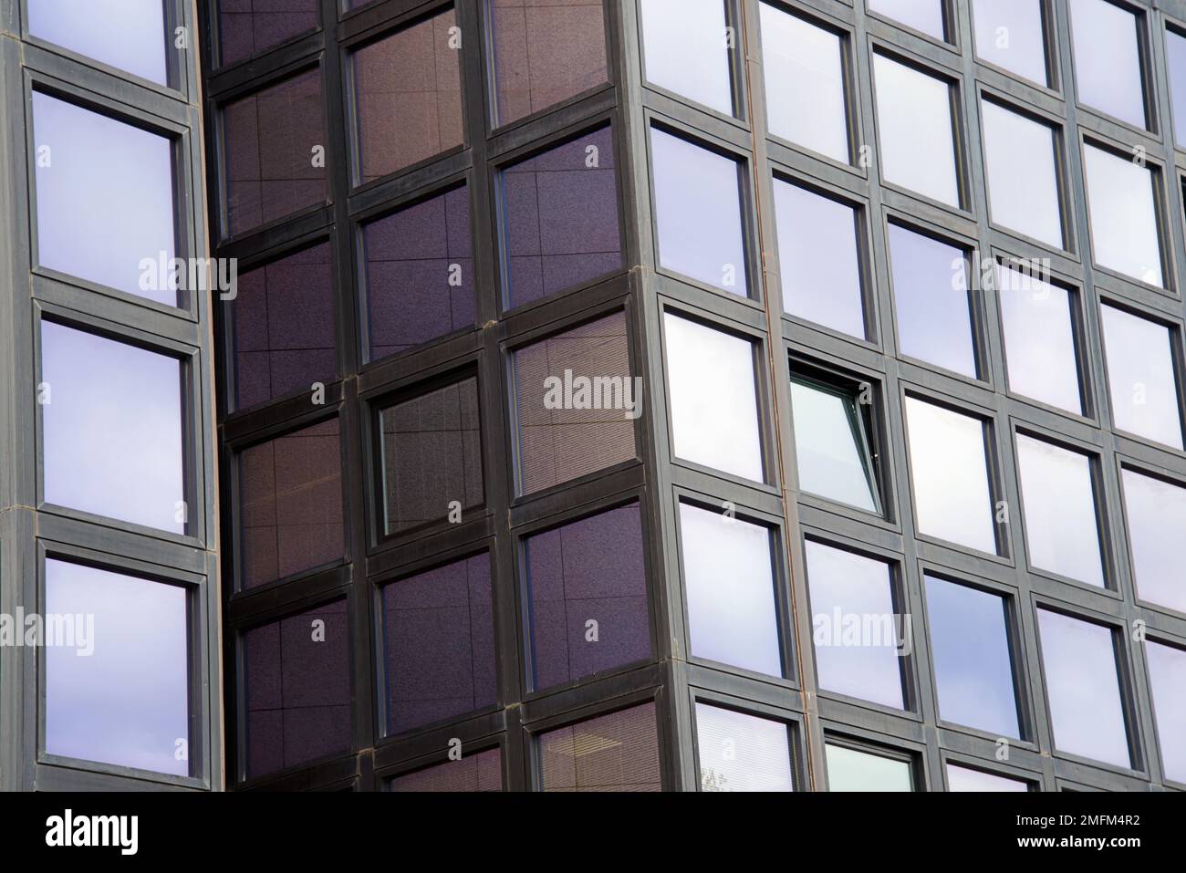 Backdrop of urban architecture hi-res stock photography and images - Alamy