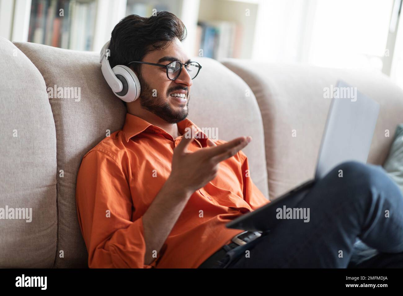 Handsome middle eastern man hi-res stock photography and images - Alamy