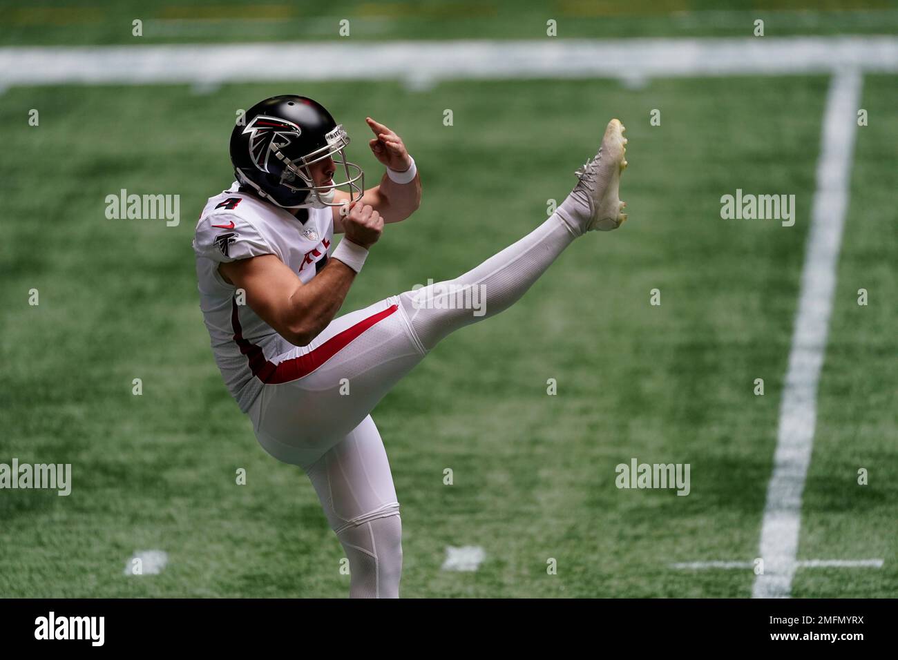 Atlanta Falcons punter Sterling Hofrichter (4) watches his kick during an  NFL football game against the Los Angeles Chargers, Sunday, December 13,  2020, in Inglewood, Calif. (AP Photo/Peter Joneleit Stock Photo - Alamy