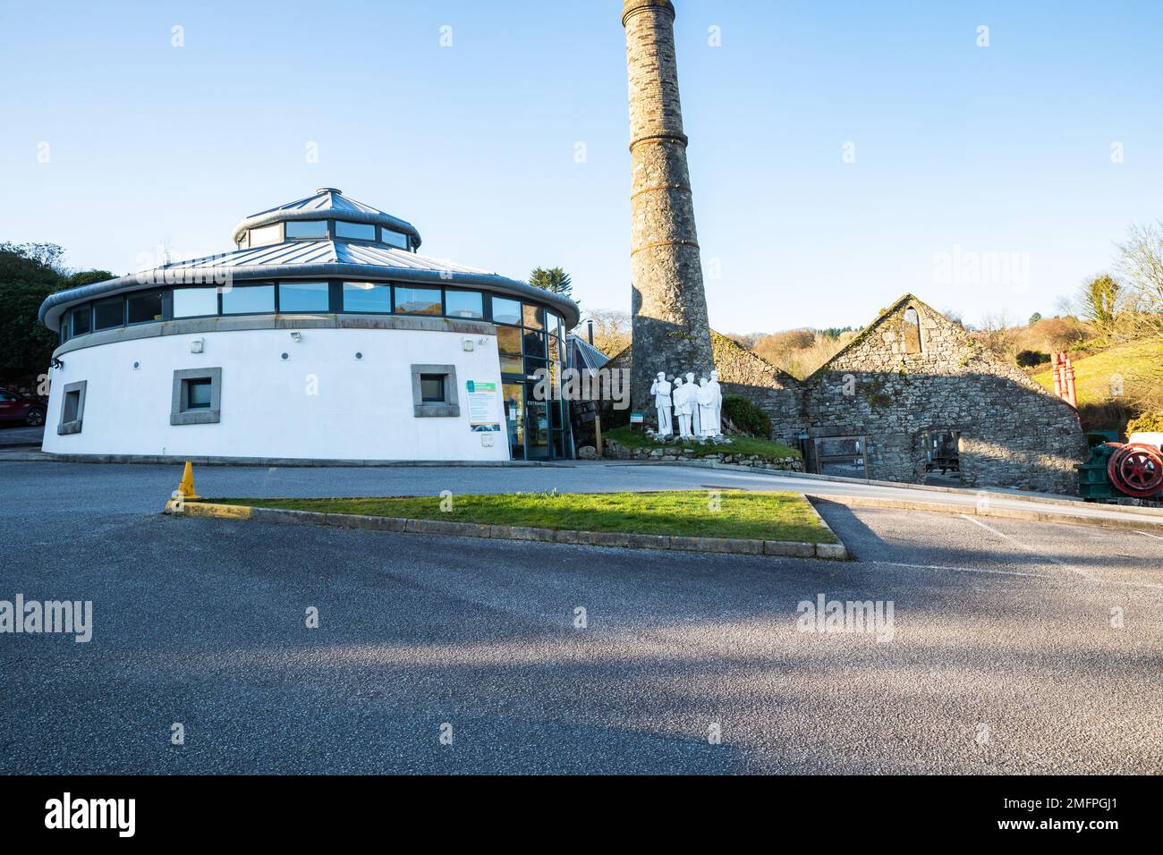 Clay Statues of Victorian people at the entrance to Wheal Martyn Clay