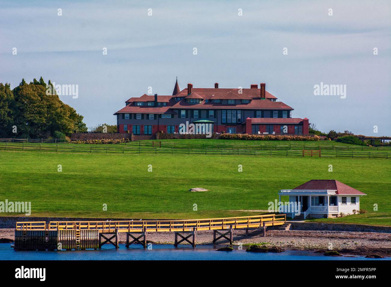Light Houses, Yacht Clubs, Elegant Homes are just the icing on the cake for this area of New England, USA Stock Photo