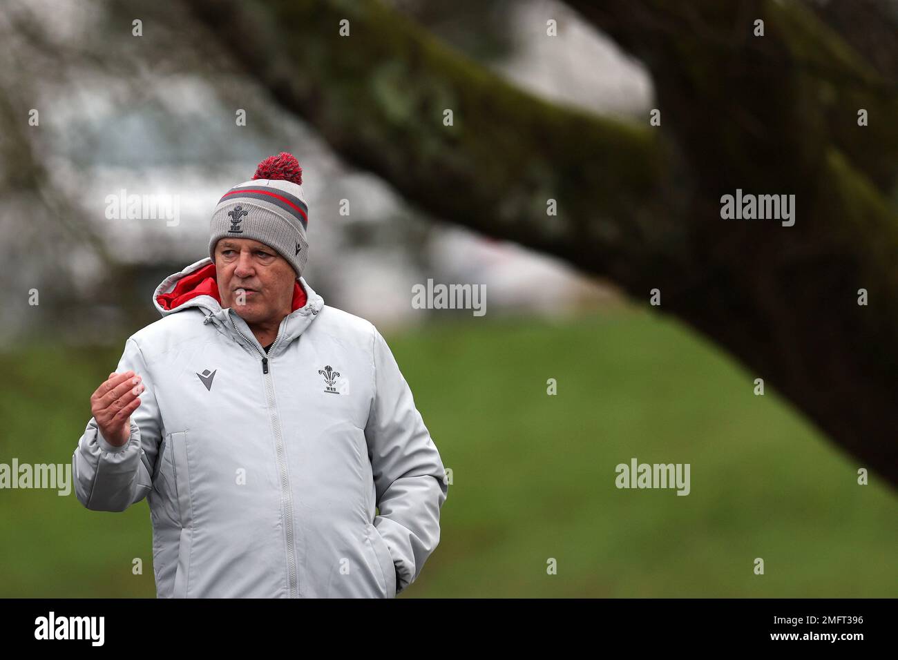 Cardiff, UK. 25th Jan, 2023. Warren Gatland, the head coach of Wales rugby team arrives at the Wales rugby training session, Vale of Glamorgan on Wednesday 25th January 2023. The team are preparing for this years Guinness Six nations championship . pic by Andrew Orchard/Andrew Orchard sports photography/ Alamy Live News Credit: Andrew Orchard sports photography/Alamy Live News Stock Photo