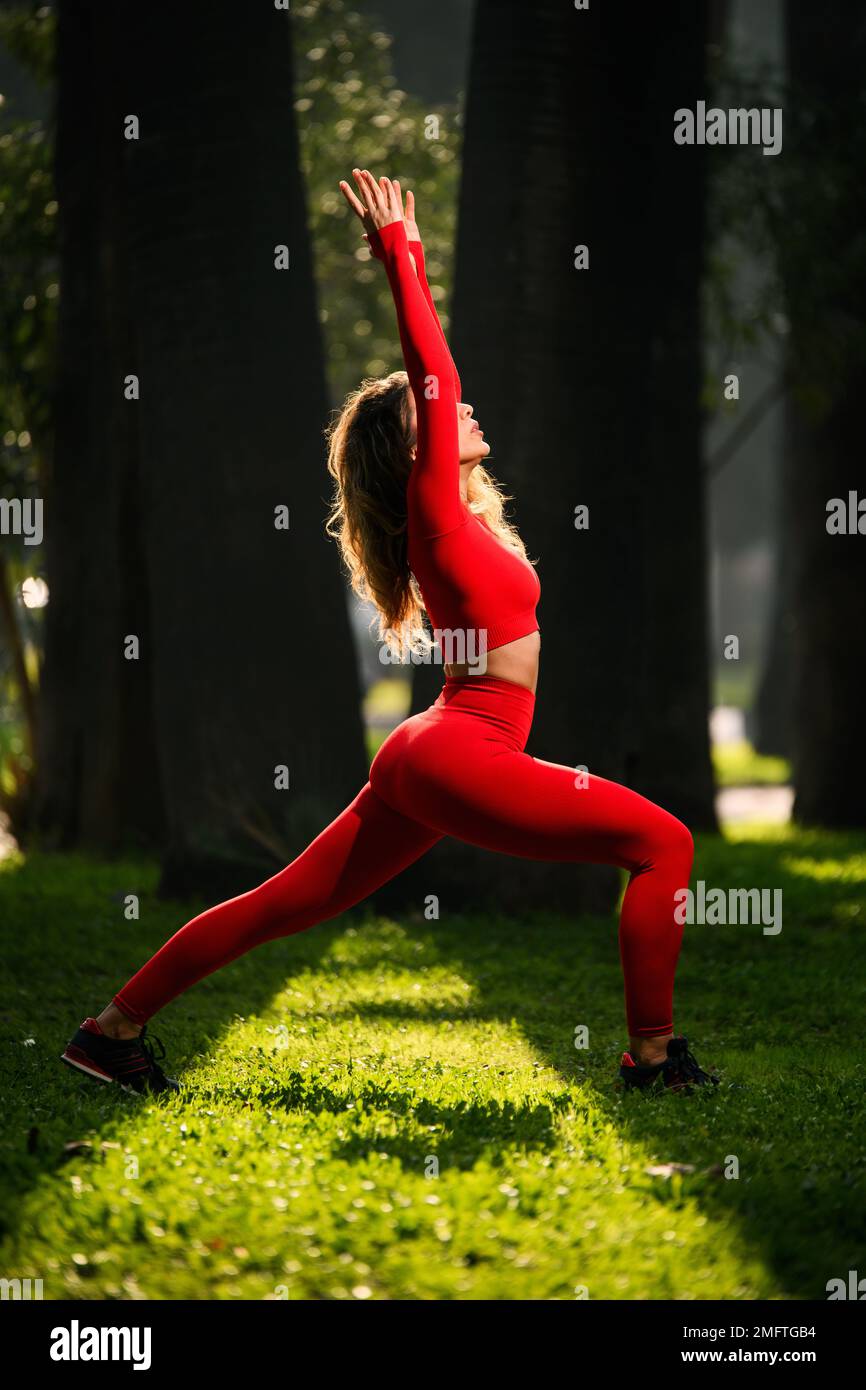 Yoga dress hi-res stock photography and images - Page 3 - Alamy
