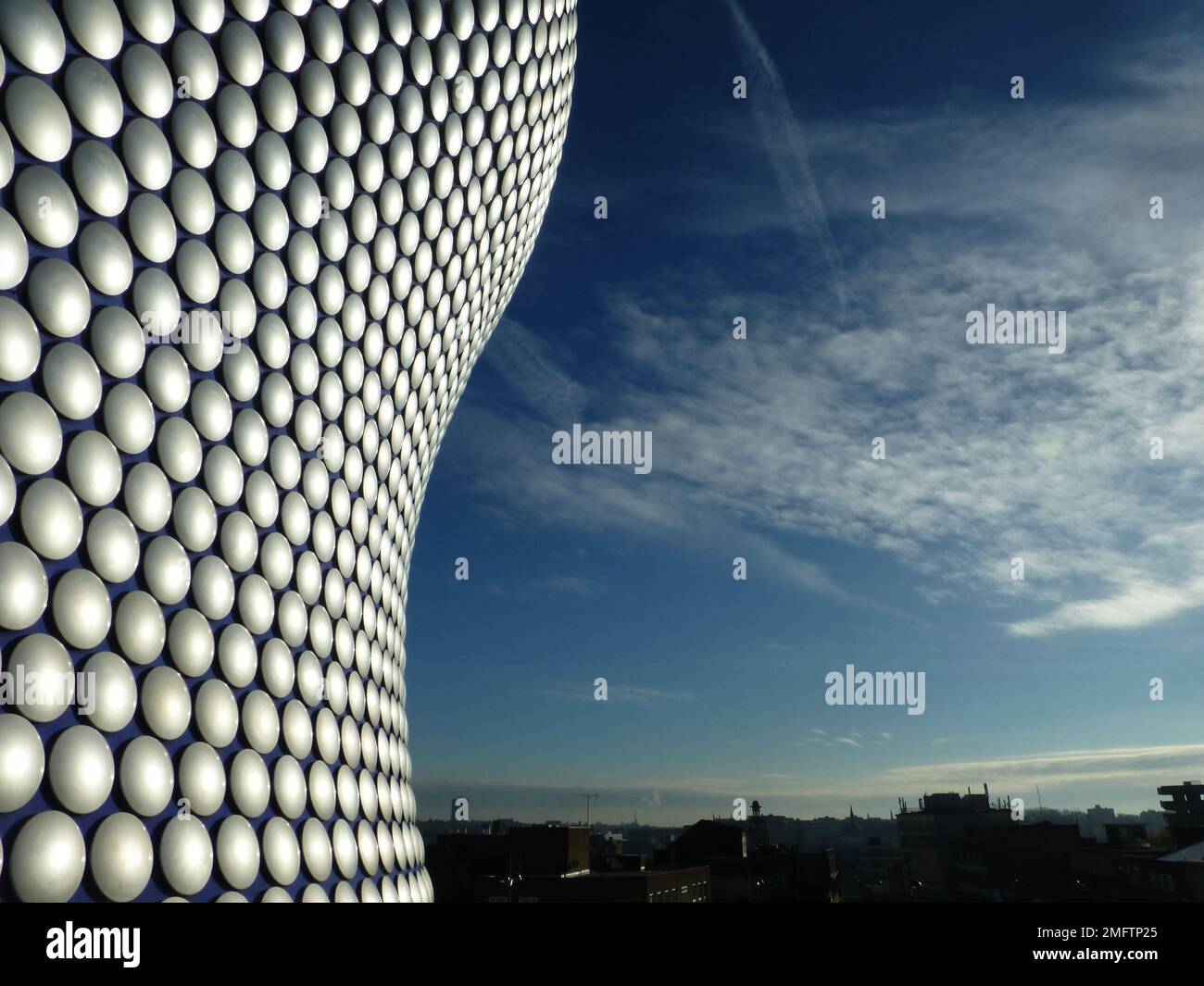 Iconic modern building hi-res stock photography and images - Alamy