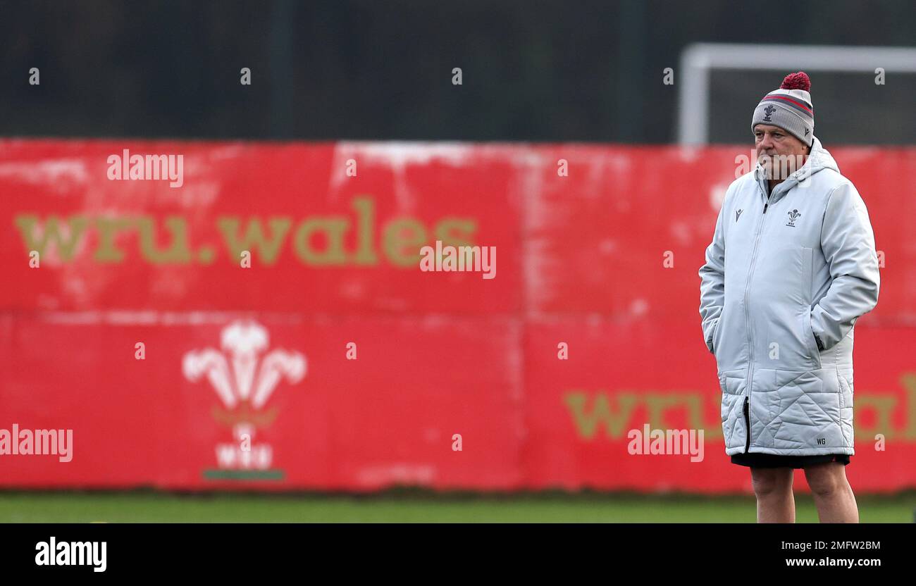 Cardiff, UK. 25th Jan, 2023. Warren Gatland, the head coach of Wales rugby team looks on during the Wales rugby training session, Vale of Glamorgan on Wednesday 25th January 2023. The team are preparing for this years Guinness Six nations championship . pic by Andrew Orchard/Andrew Orchard sports photography/ Alamy Live News Credit: Andrew Orchard sports photography/Alamy Live News Stock Photo