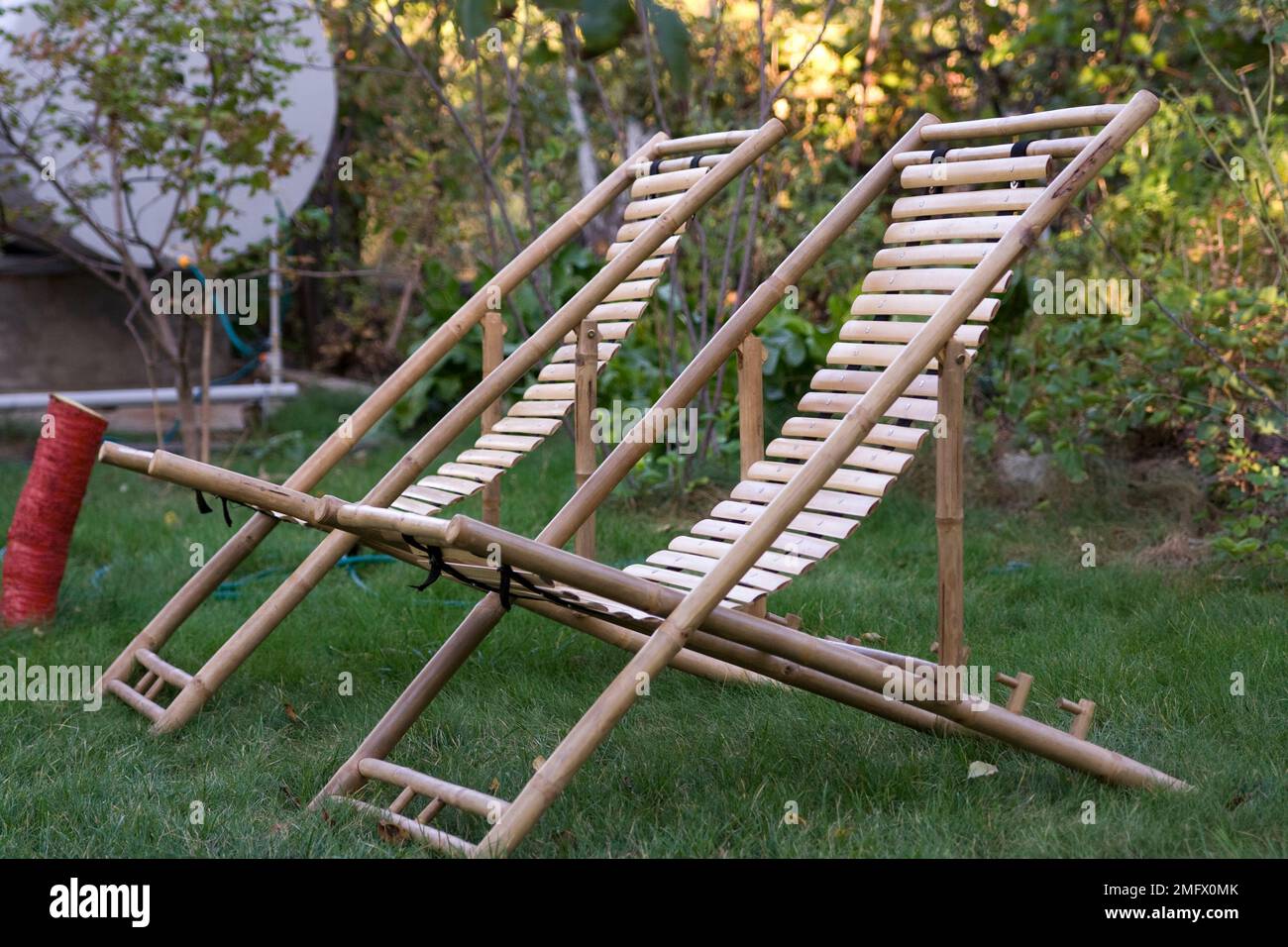 Free deck chairs hi-res stock photography and images - Alamy
